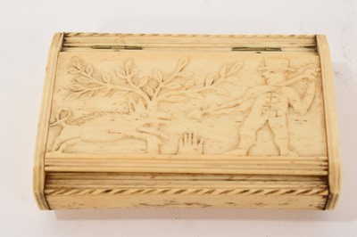 Lot 952 - Antique bone snuff box of a hunter