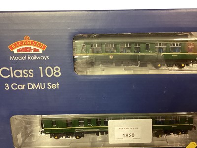 Lot 1820 - Bachmann OO Gauge Class 108 3 Car DMU Set, boxed No. 32-913 (1)
