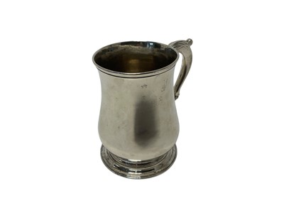 Lot 316 - George II silver tankard, London 1759, R.C.