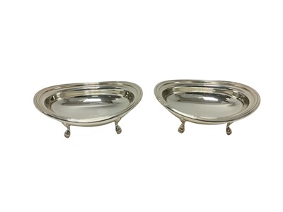 Lot 266 - Pair of Italian white metal oval dishes, marked 800