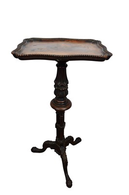 Lot 1594 - Good quality Gillows style mahogany kettle stand