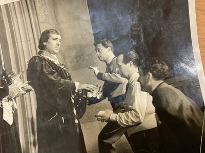Lot 1453 - Publicity photographic still of Richard III with Sir Laurence Olivier and Sir Ralph Richardson and signed photograph of Dame Edith Evans in Laureola (1949)