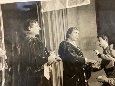 Lot 1453 - Publicity photographic still of Richard III with Sir Laurence Olivier and Sir Ralph Richardson and signed photograph of Dame Edith Evans in Laureola (1949)