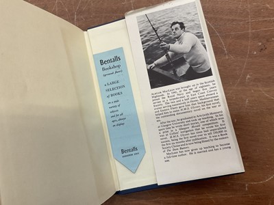 Lot 1618 - Alistair Maclean - Guns of Navarone signed first edition