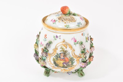 Lot 78 - Group of Meissen porcelain