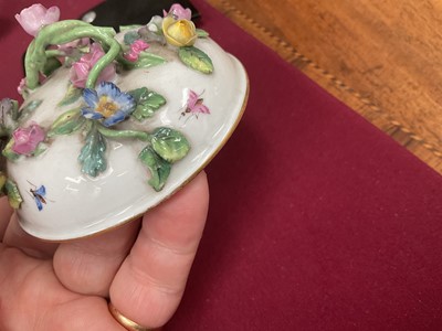 Lot 78 - Group of Meissen porcelain