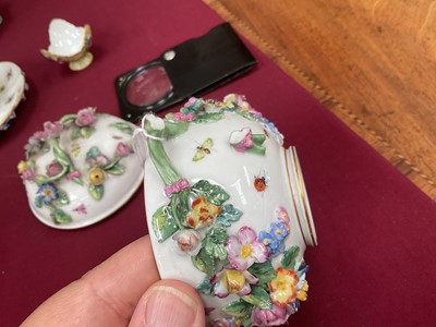 Lot 78 - Group of Meissen porcelain