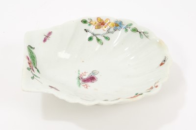 Lot 4 - A Worcester or Lund’s Bristol shell pickle dish