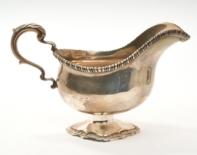 Lot 296 - Early 20th century Georgian style silver sauce boat