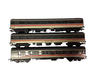 Lot 1825 - Lima OO Gauge Intercity Class 47 Diesel 47487 with restaurant car & 5 coaches (7)