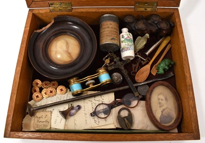 Lot 930 - Small collectors' cabinet of curios and vertu items