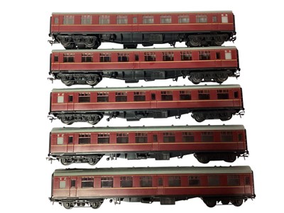 Lot 1827 - Railway OO Gauge loose LMS Parcel Van & Two Dining Cars, Five Brake Coaches/Vans and Five Maroon Coaches (13)