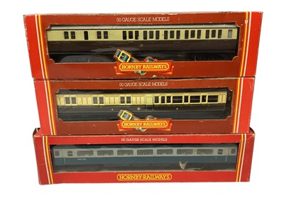 Lot 1828 - Railway OO Gauge Hornby Duplo tin plate Royal Mail Parcel Van, Restaurant Car & LMS Coach, plus a selection of other regioal coaches including Eastern, Midland & GWR Restuarant Cars (mos...