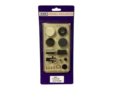 Lot 1830 - Dapol OO Gauge Track Cleaner, boxed B800, plus Track Cleaner Accessory Pack B803 & Hornby Track Cleaner (3)