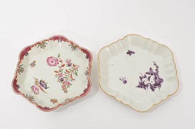 Lot 78 - Two 18th century Worcester teapot stands, including one painted in the Compagnie des Indes style, and one with sprays of fruit and foliage in puce (2)