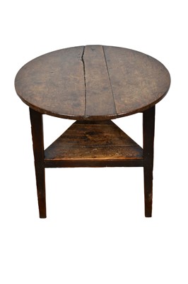 Lot 1641 - 18th century oak cricket table