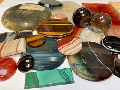Lot 65 - Collection of mineral specimen panels including agate, malachite, tigers eye brooch, banded agate polished bead etc