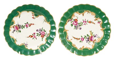Lot 232 - Pair of Worcester small Marchioness of Huntley pattern plates, circa 1770