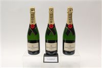 Lot 547 - Champagne - eight bottles, Moet & Chandon