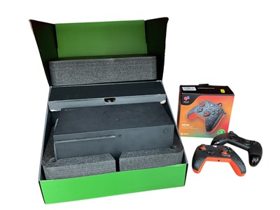 Lot 1991 - Xbox Series X IT SSD with separate controller