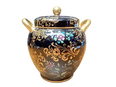 Lot 1121 - Early 19th century Spode pot pourri vase and cover with painted polychrome and gilded floral decoration, pattern 3420.
