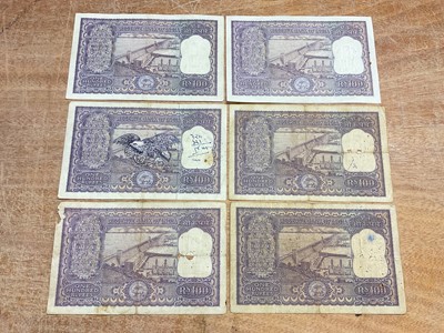 Lot 419 - India - Republic Reserve Bank of India mixed 100 Rupee purple banknotes to include signatures: H.V.R. Iengar 1957-62 GVF-AEF, P.C. Bhattacharyya GEF & four other 100 Rupee notes in mixed gra...
