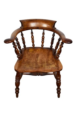 Lot 1633 - Late 19th / early 20th century captain's tub chair