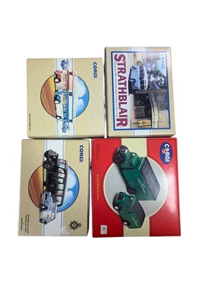 Lot 1836 - Corgi Commercials & Classics diecast Trolley buses, coaches and trade vans (21)
