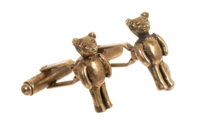 Lot 709 - Pair of silver gilt novelty teddy bear cufflinks (London 1991)
