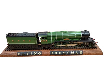 Lot 2724 - Railway OO Gauge locomotives and tenders, on...