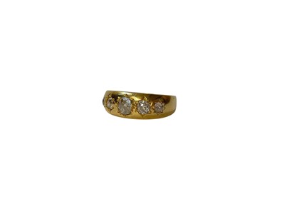 Lot 14 - Victorian 18ct gold diamond five stone ring
