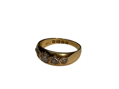 Lot 14 - Victorian 18ct gold diamond five stone ring