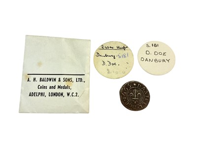 Lot 430 - G.B. - Essex Danbury 17th century Farthing token Daniell Doe, Rev: Fleur-De-Lis GF-AVF (N.B. Ex A.H. Baldwin & Sons Ltd - Ext. Rare) (1 coin)