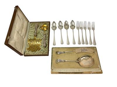 Lot 461 - Selection late 19th/early 20th century Continental silver, including two cased serving sets
