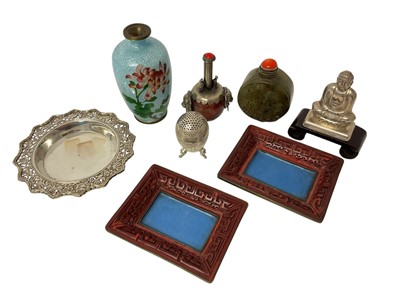 Lot 871 - Group of Chinese and Japanese objets d'art, including snuff bottles, etc