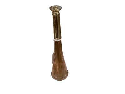 Lot 2653 - Early 20th century novelty table lighter in the form of a hunting horn