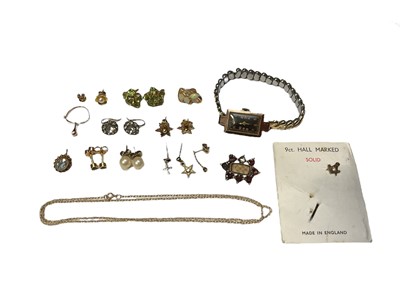 Lot 165 - Pair of peridot cluster earrings, various other 9ct gold and yellow metal earrings, 9ct gold cased wristwatch, 9ct gold Masonic pin, 9ct gold chain and a Georgian mourning brooch