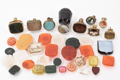 Lot 648 - Collection of 19th century carved agate intaglios, seals and gilt metal mounts
