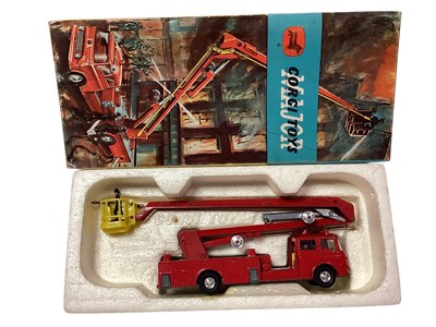 Lot 1800 - Corgi Major diecast Ford Tilt Cab "H" Series with detachable trailer, No.1137 & Carrimore Low-Loader, No.1100 (x2), all in poor boxes and Simon Snorkel Fire Engine, boxed No.1127 (4)