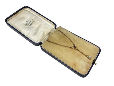 Lot 201 - Edwardian aquamarine and seed pearl gold pendant necklace in box