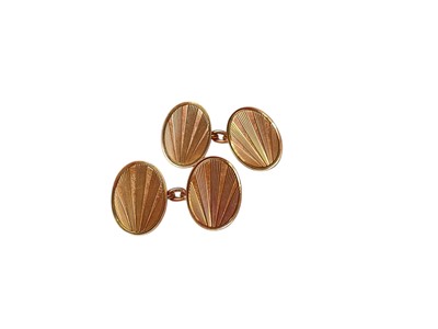 Lot 200 - Pair of 1930s 9ct rose gold cufflinks (Birmingham 1931)