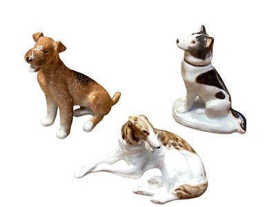 Lot 1191 - Collection of animal ornaments, various manufacturers including Szeiler, Wade, Russian Lomonosov LFZ etc - 1 box