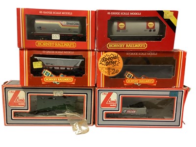 Lot 1859 - Railway selection OO Gauge coaches & rolling stock (2 boxes)