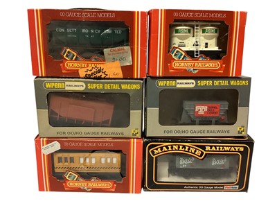 Lot 1859 - Railway selection OO Gauge coaches & rolling stock (2 boxes)