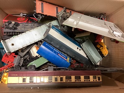 Lot 1859 - Railway selection OO Gauge coaches & rolling stock (2 boxes)