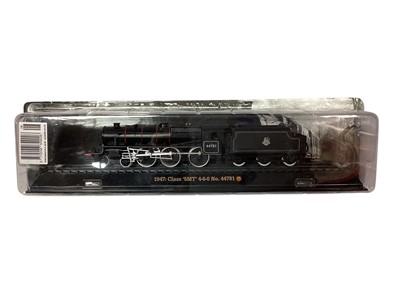 Lot 1861 - Railway OO Gauge model locomotives including 2-6-0 Gresley K3 Class (1920), 2-4-0 V Class (1934), 2-6-0 5MT Class (1947) and 4-4-0 City of Truro (4)