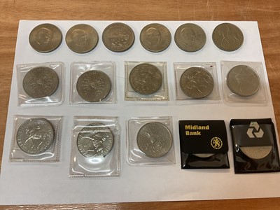 Lot 436 - G.B. - Mixed coins to include Victoria silver Crowns YH 1845 (N.B. Edge bruise) otherwise GF, JH 1889 x 3 (N.B. Mixed grades), Double Florin 1887 AVF, silver Three Pences x 30, cupro nickel Crow...