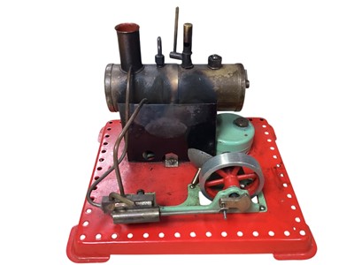 Lot 1916 - Mamod S.E.2 Stationary Steam Engine in original box (poor) (1)