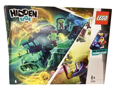 Lot 2030 - Lego Hidden Side El Fuego's Stunt Truck, boxed 70421 & Ghost Train Express, boxed (crumpled) 70424 (2)
