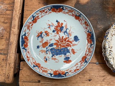 Lot 29 - 18th century Chinese Imari porcelain dish 27.5cm in diameter.